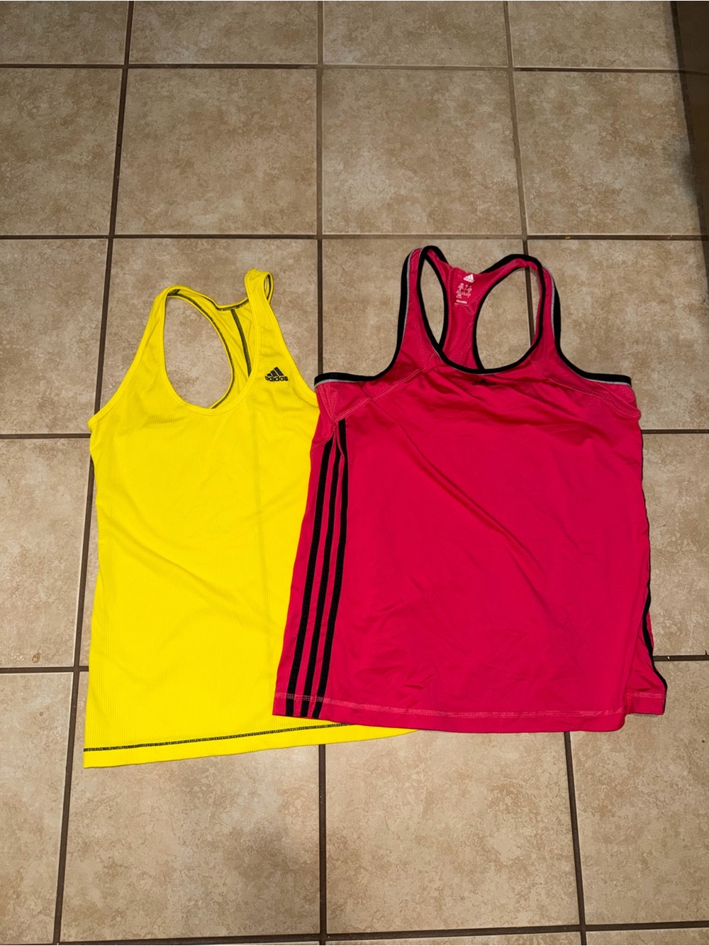 Adidas work out tanks XL